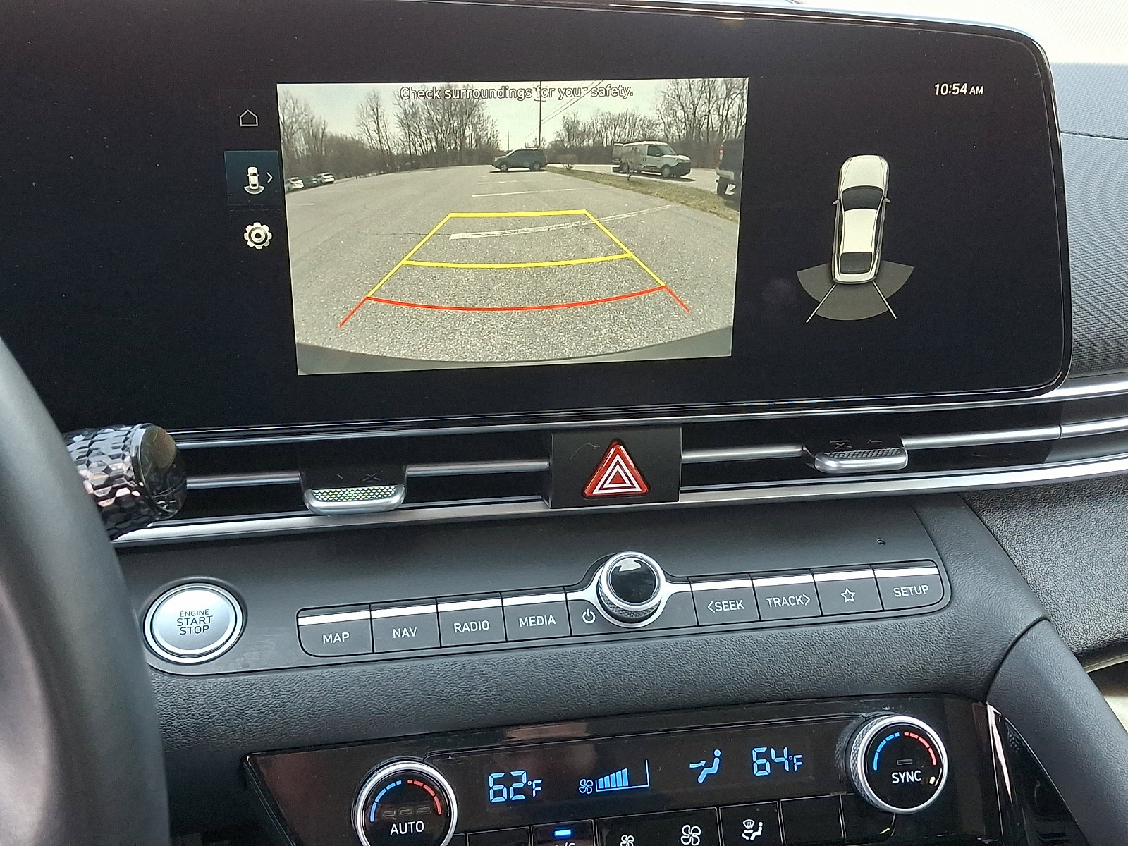 Used 2023 Hyundai Elantra Limited image 19