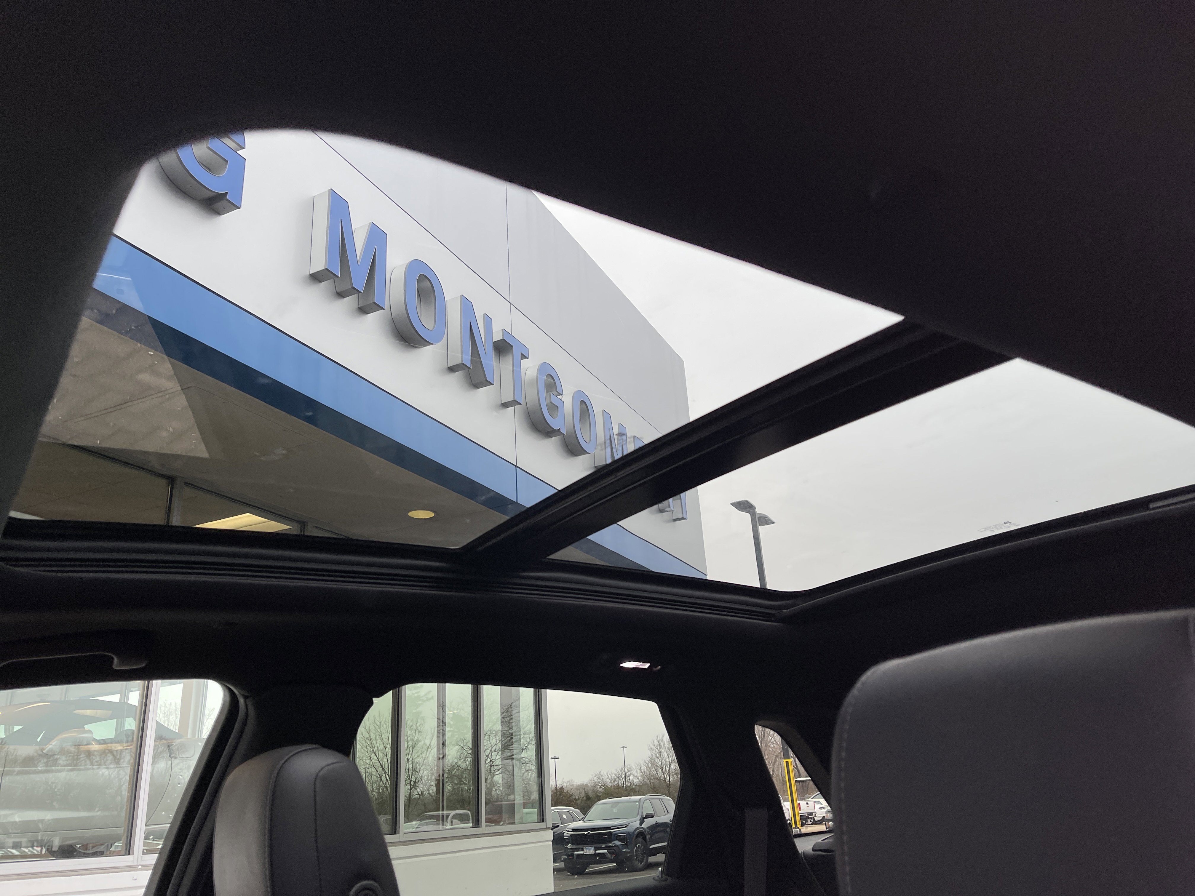 Certified 2025 Cadillac XT5 Premium Luxury image 29