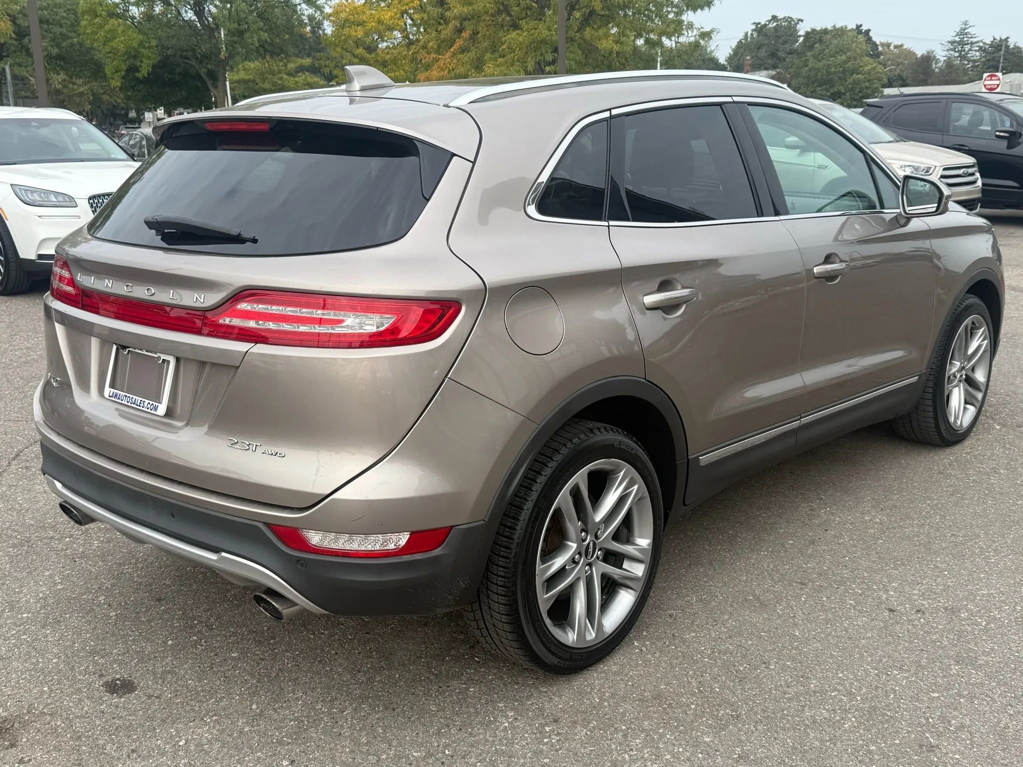 Used 2018 Lincoln MKC Reserve w/ Lincoln MKC Climate Package image 5