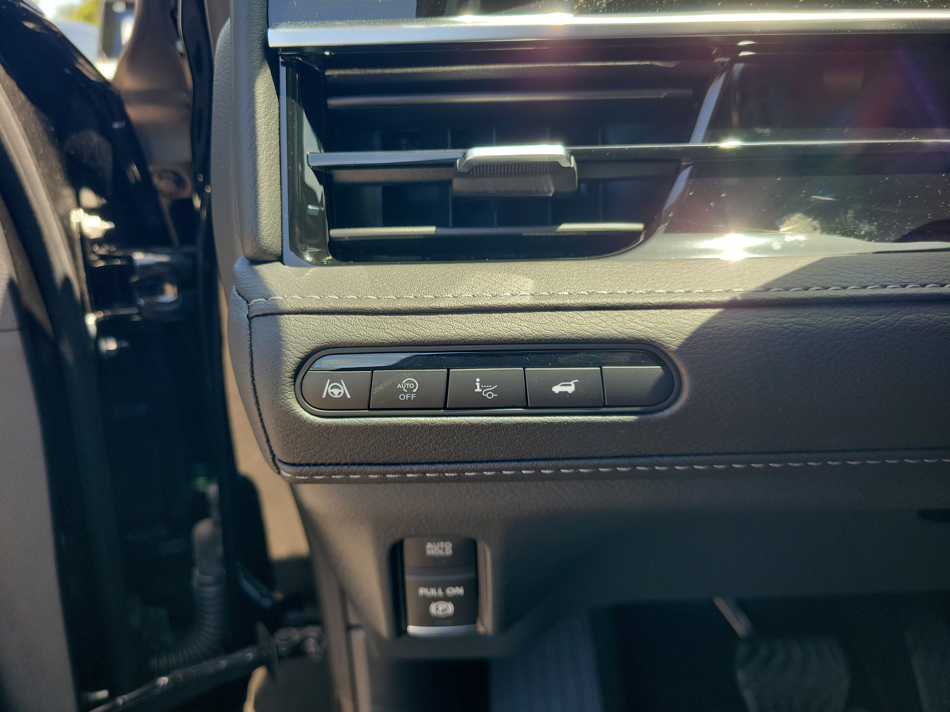 New 2027 INFINITI QX80 Luxe w/ Cargo Package RWD image 13