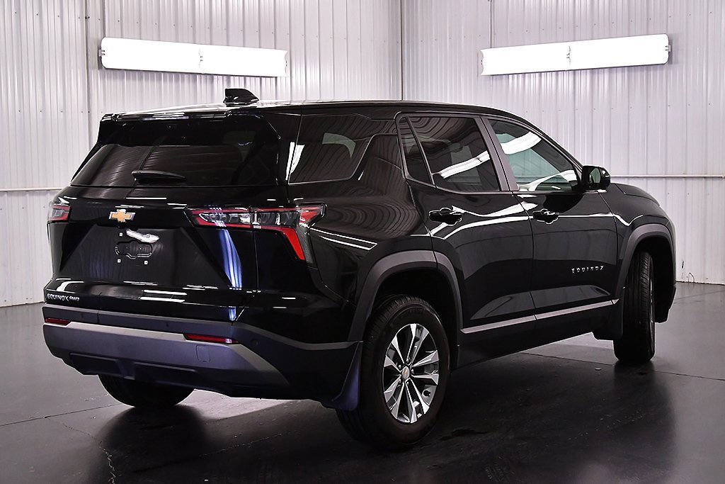 Used 2025 Chevrolet Equinox LT w/ Safety and Technology Package image 7