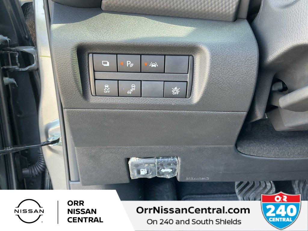 New 2025 Nissan Kicks Play S image 18