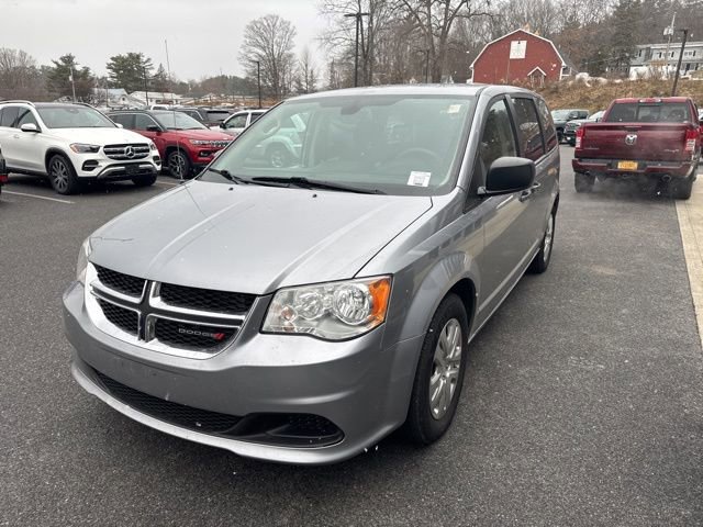 Certified 2019 Dodge Grand Caravan SE image 3