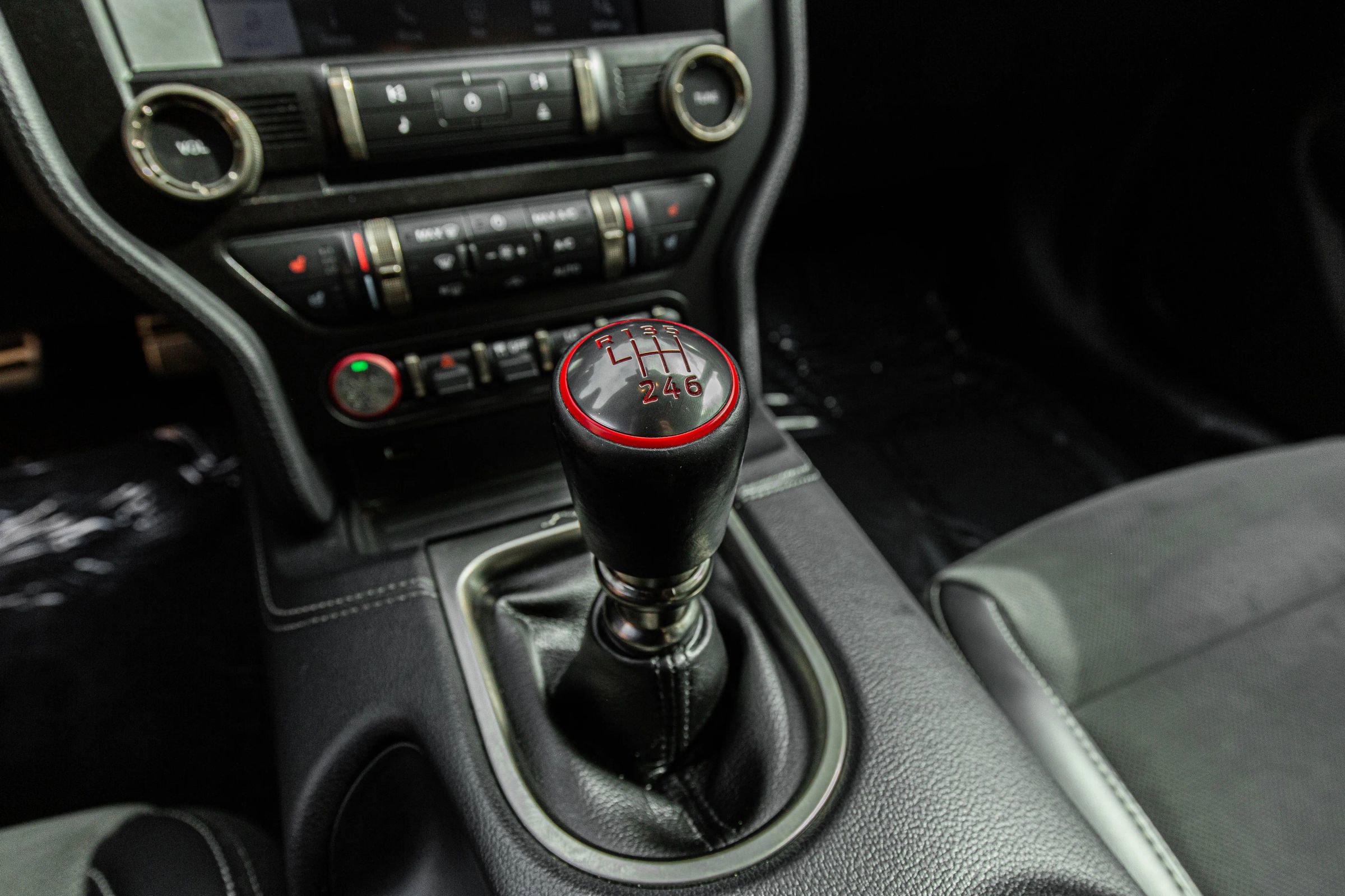Used 2019 Ford Mustang Shelby GT350 w/ Technology Package image 22