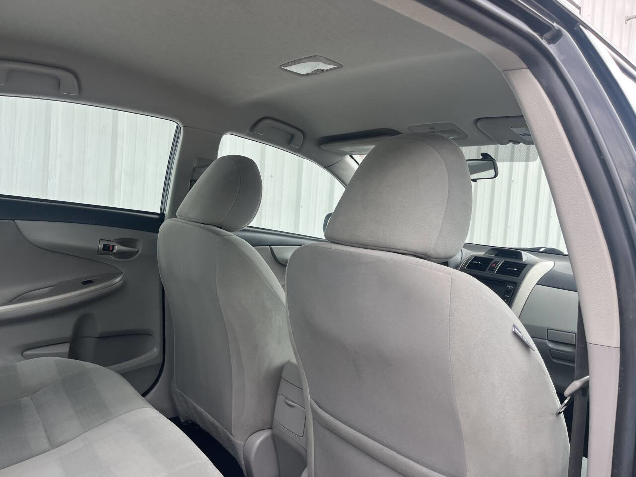 Used 2013 Toyota Corolla LE Special Edition image 18