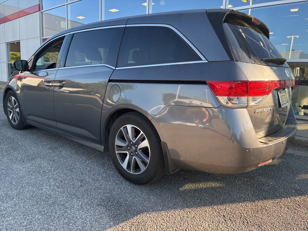 Used 2014 Honda Odyssey Touring image 2