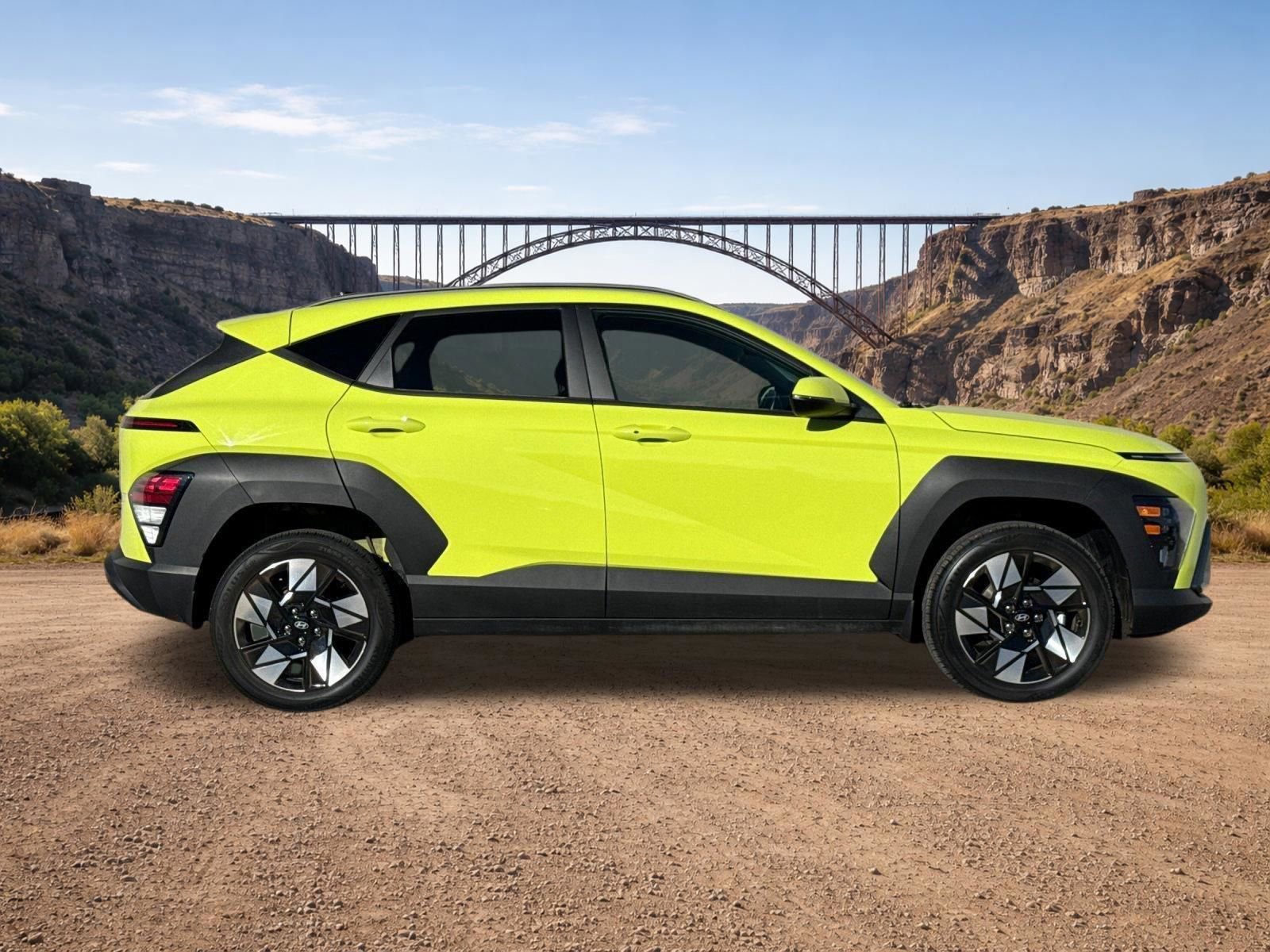 Used 2025 Hyundai Kona SEL AWD/4WD image 2