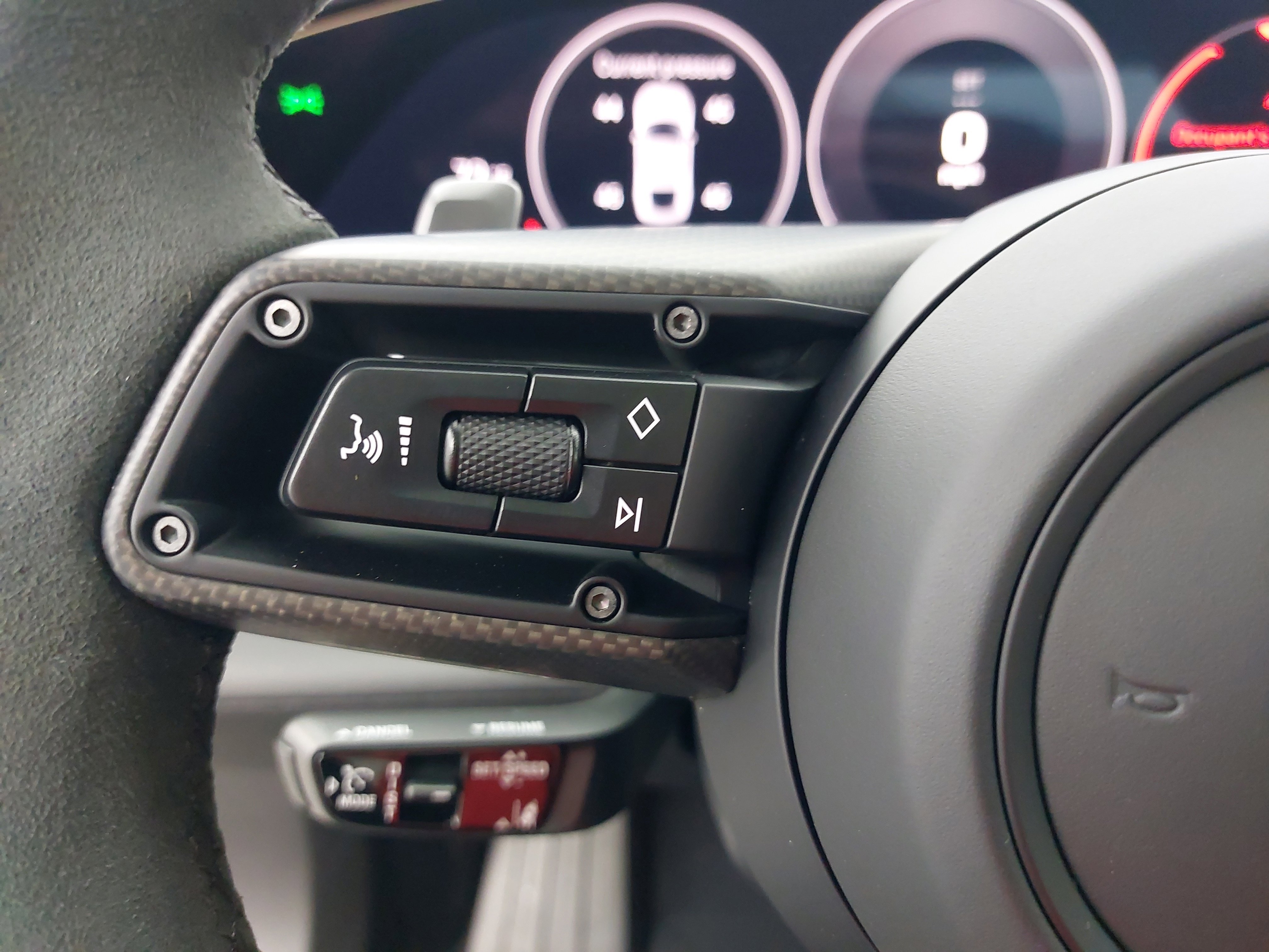 New 2025 Porsche Taycan GTS image 19