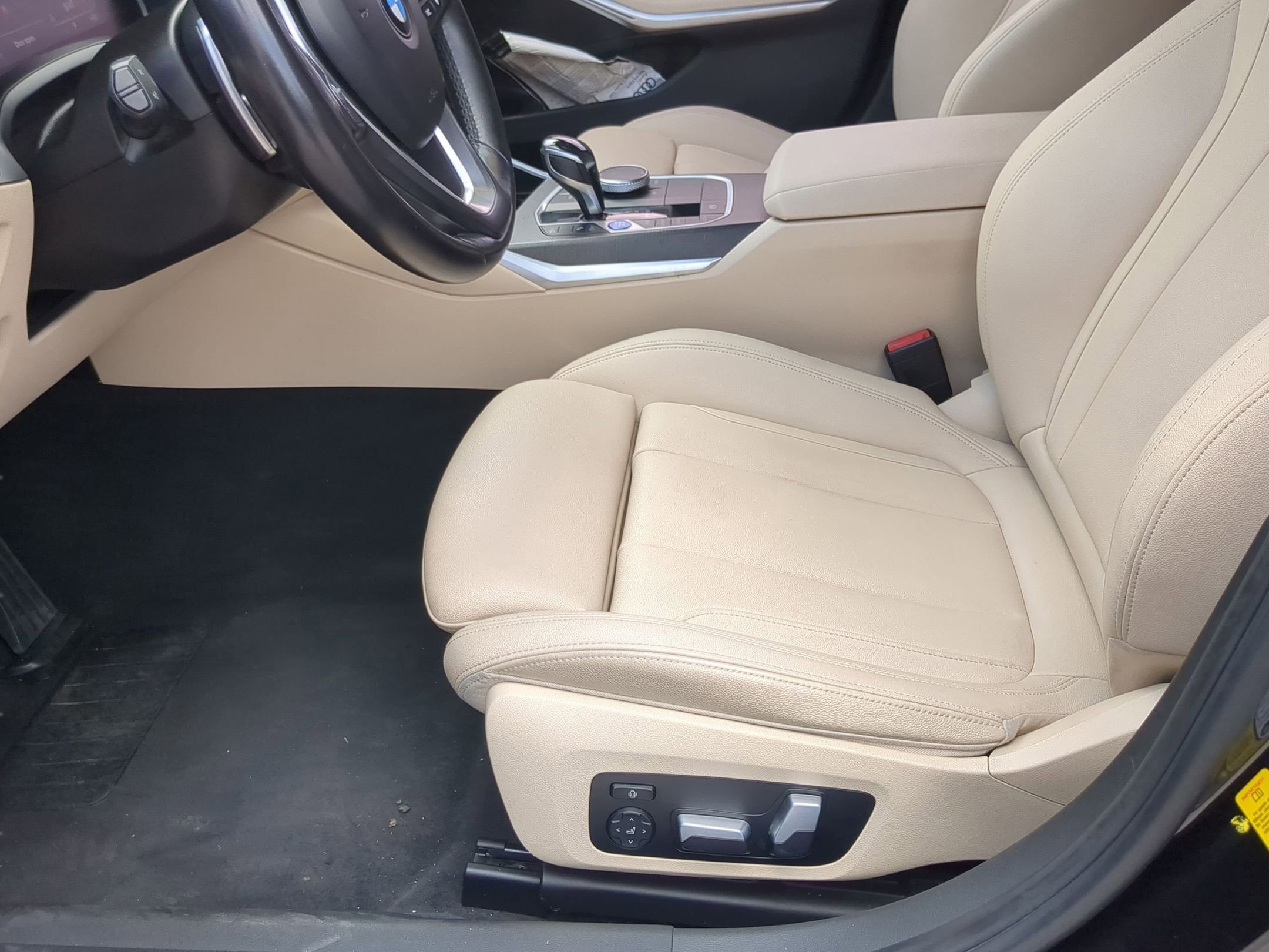 Used 2021 BMW 330i Sedan RWD image 11
