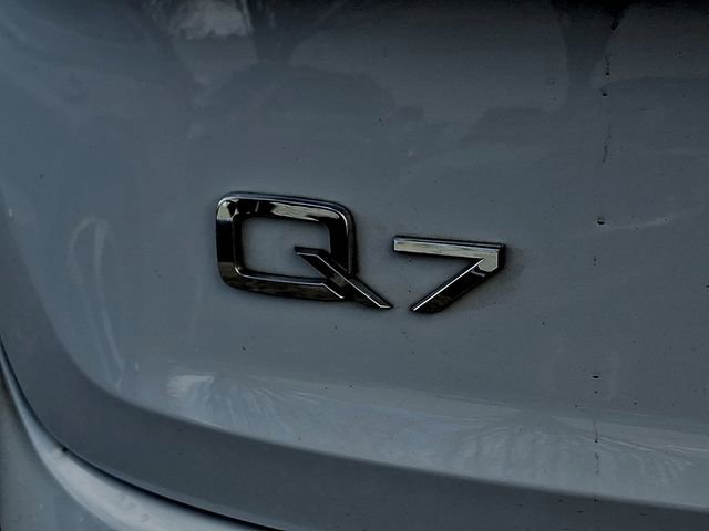 Used 2023 Audi Q7 2.0T Premium Plus w/ Premium Plus Package image 32