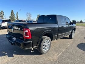 Used 2023 RAM 3500 Limited AWD/4WD image 7