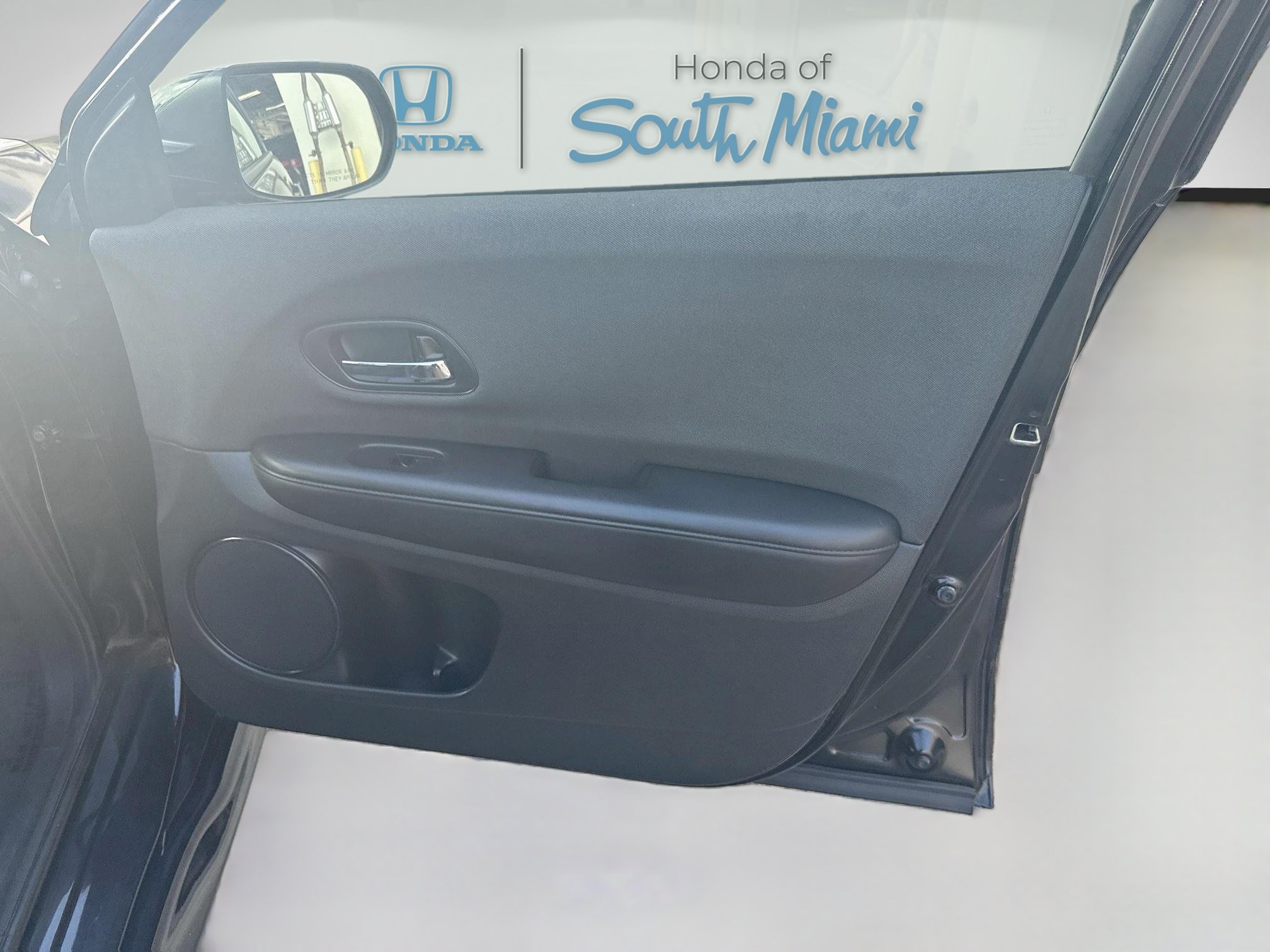 Used 2021 Honda HR-V Sport image 32