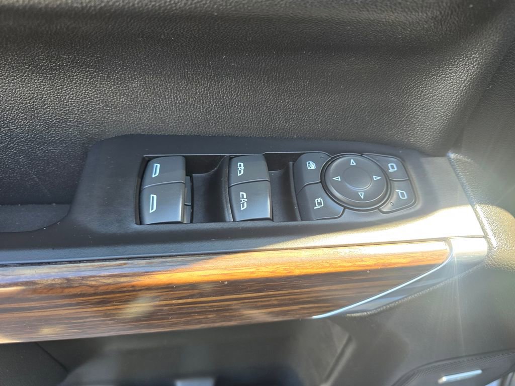 Used 2022 Chevrolet Silverado 1500 High Country w/ Safety Package II image 19