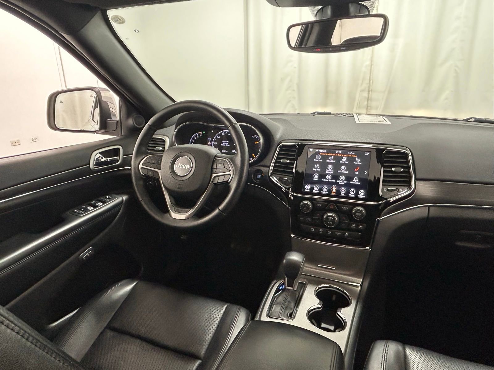 Used 2020 Jeep Grand Cherokee Limited w/ Luxury Group II image 10