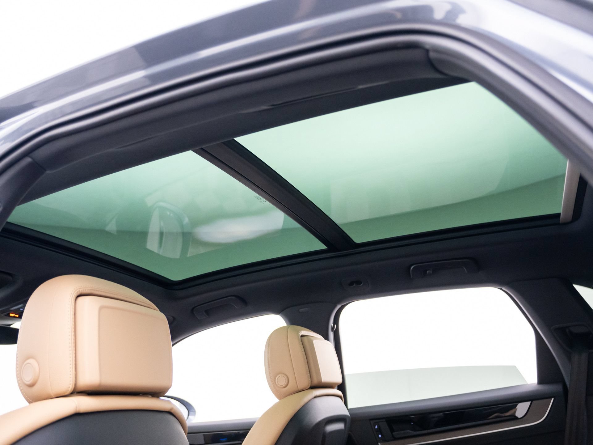 New 2026 Porsche Cayenne AWD/4WD image 18