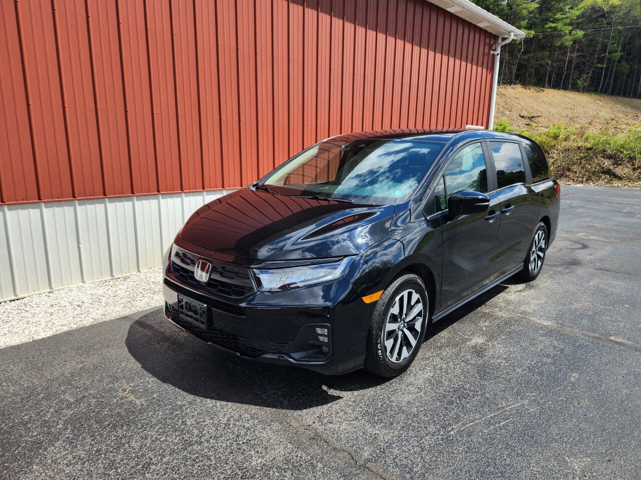 Used 2025 Honda Odyssey EX-L image 2