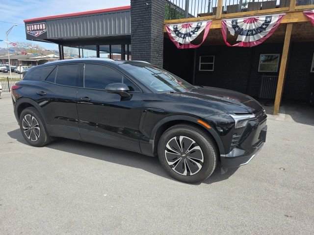 Used 2024 Chevrolet Blazer EV LT image 2