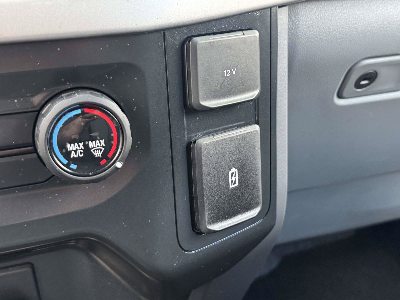 Used 2022 Ford F150 XLT AWD/4WD image 12
