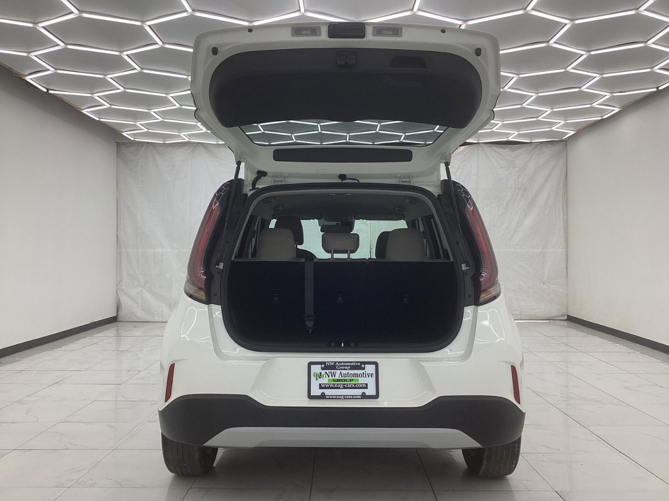 Used 2023 Kia Soul LX w/ Option Group 015 image 40