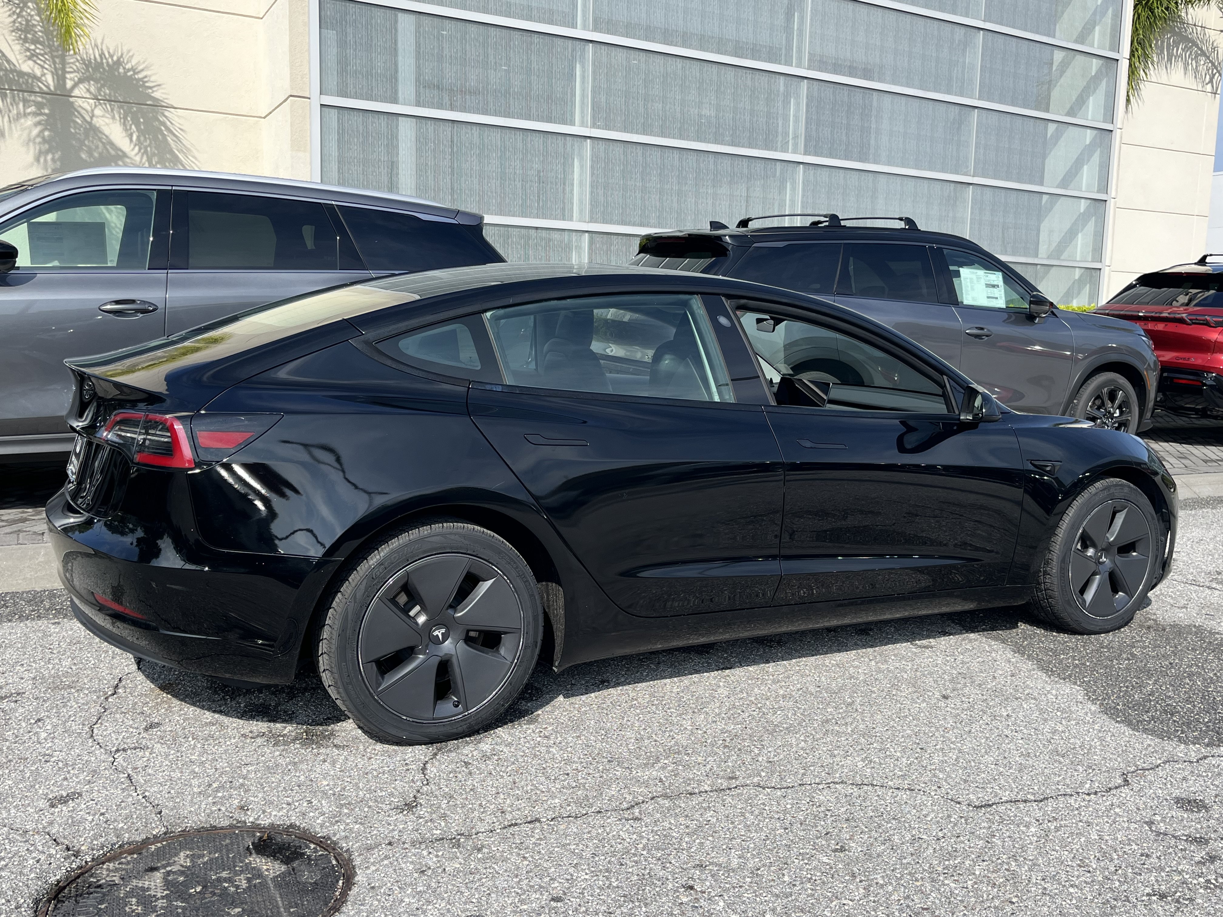 Used 2023 Tesla Model 3 Standard Range RWD image 9