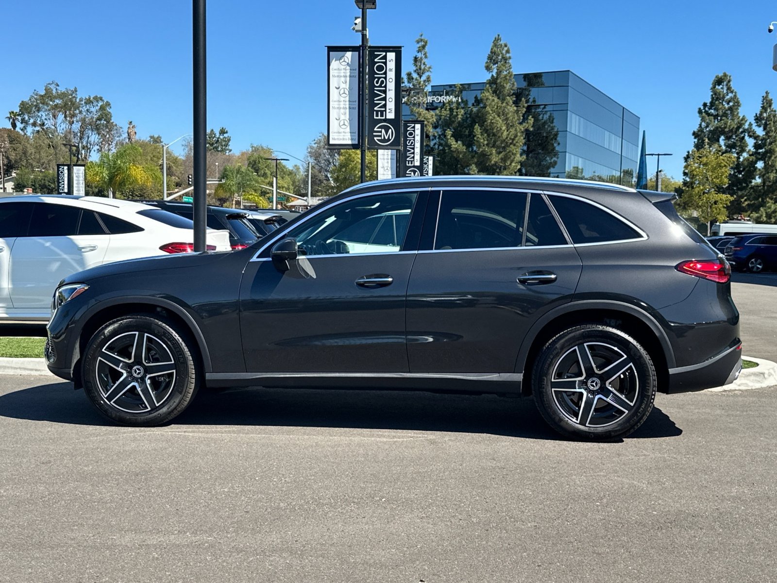 Certified 2026 Mercedes-Benz GLC 300 image 7