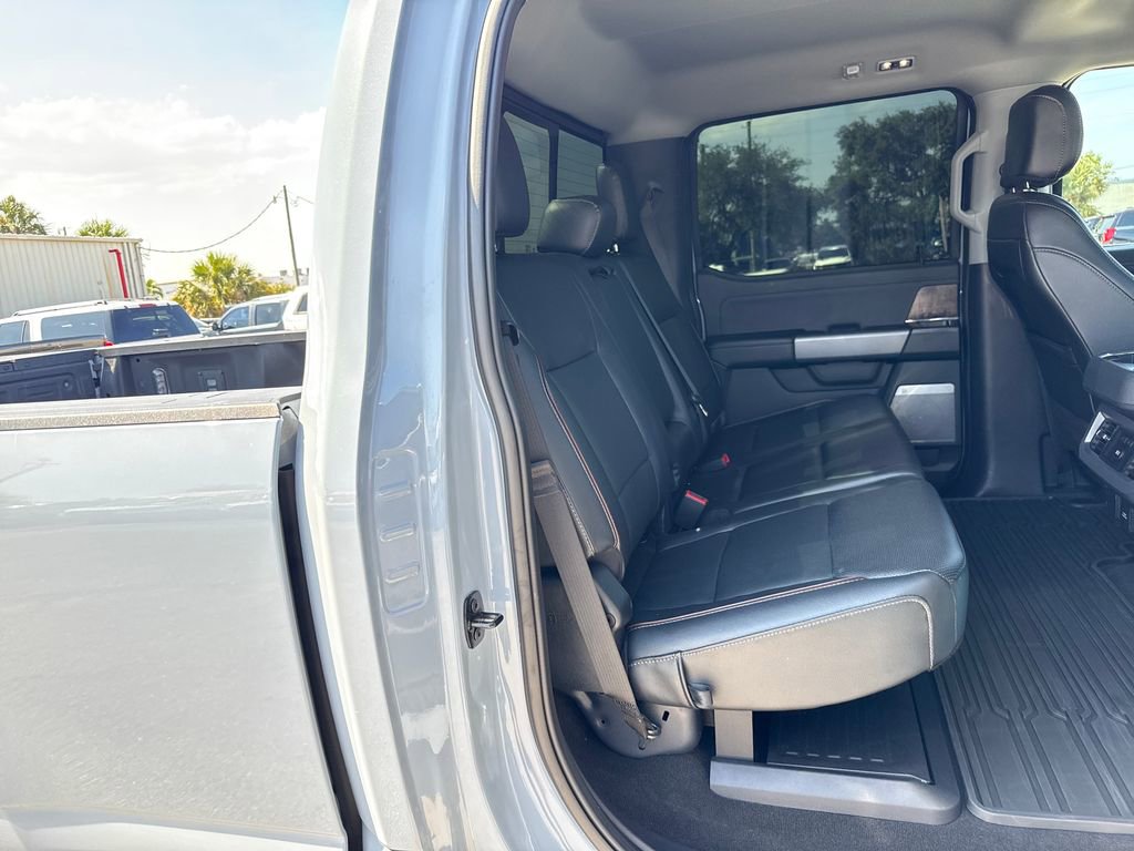 Used 2024 Ford F250 Lariat w/ Lariat Ultimate Package AWD/4WD image 30