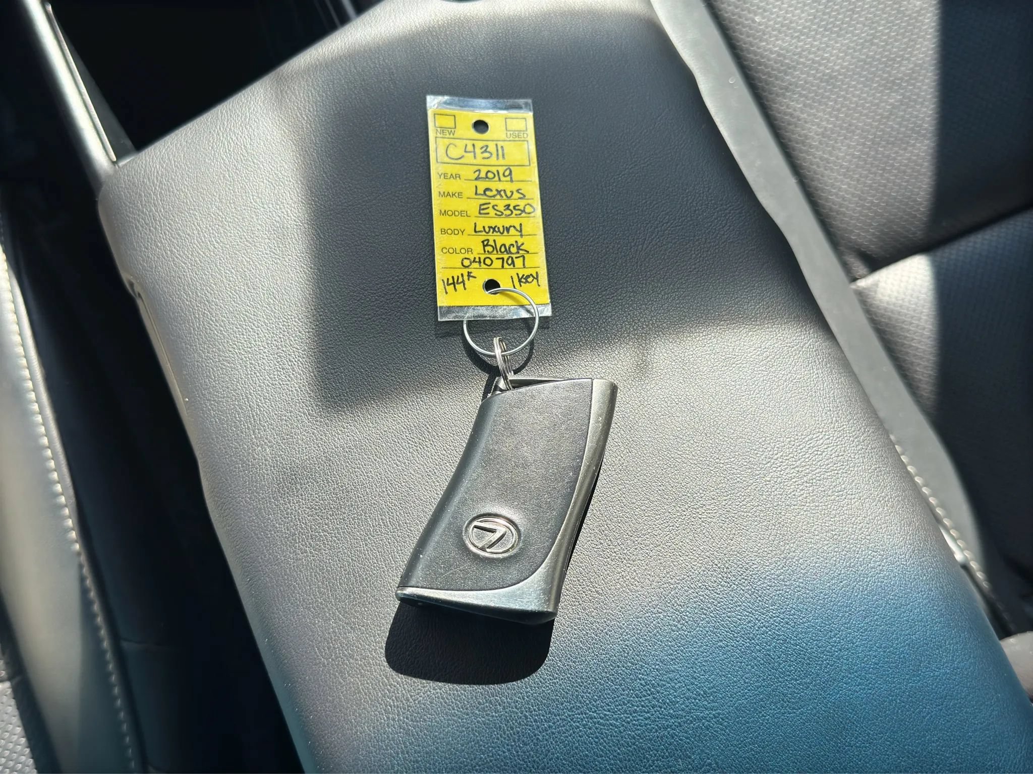 Used 2019 Lexus ES 350 w/ Premium Package FWD image 22