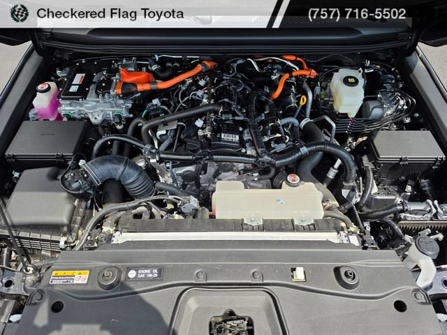Used 2025 Toyota Land Cruiser AWD/4WD image 11