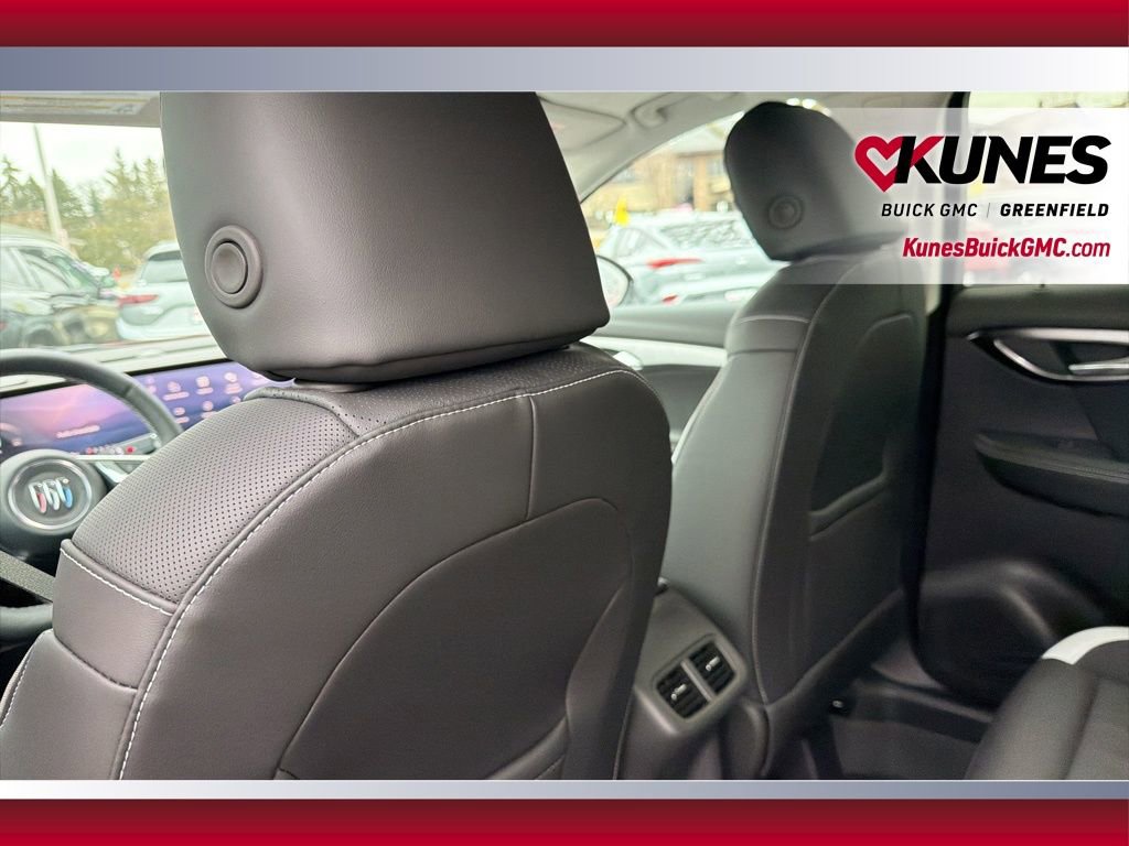 New 2026 Buick Envision Sport Touring image 34