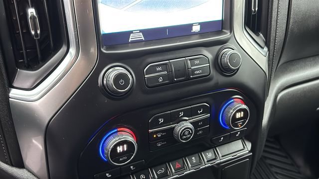 Used 2022 Chevrolet Silverado 1500 LT image 19