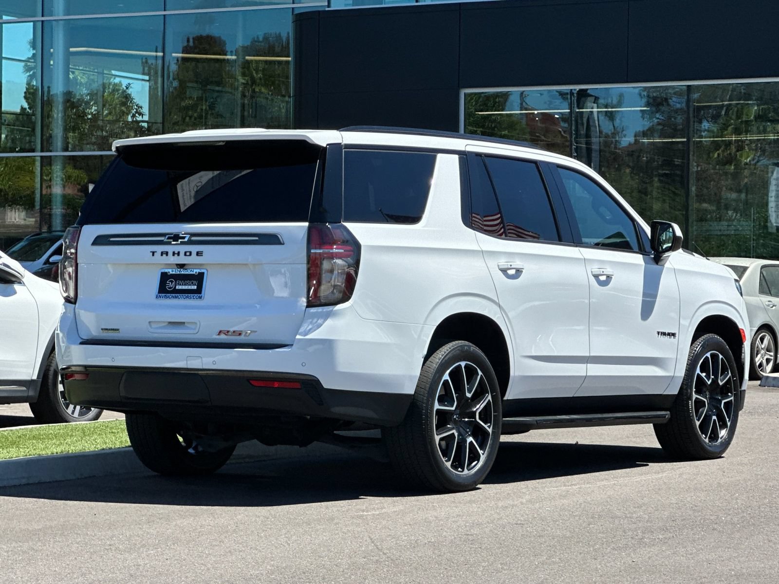 Used 2021 Chevrolet Tahoe RST RWD image 3