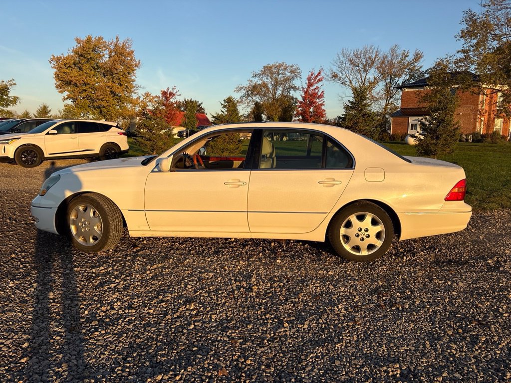Used 2003 Lexus LS 430 RWD image 6