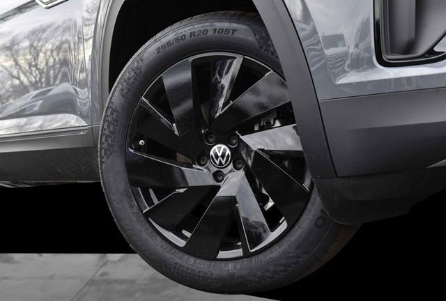 New 2026 Volkswagen Atlas Cross Sport SE image 3