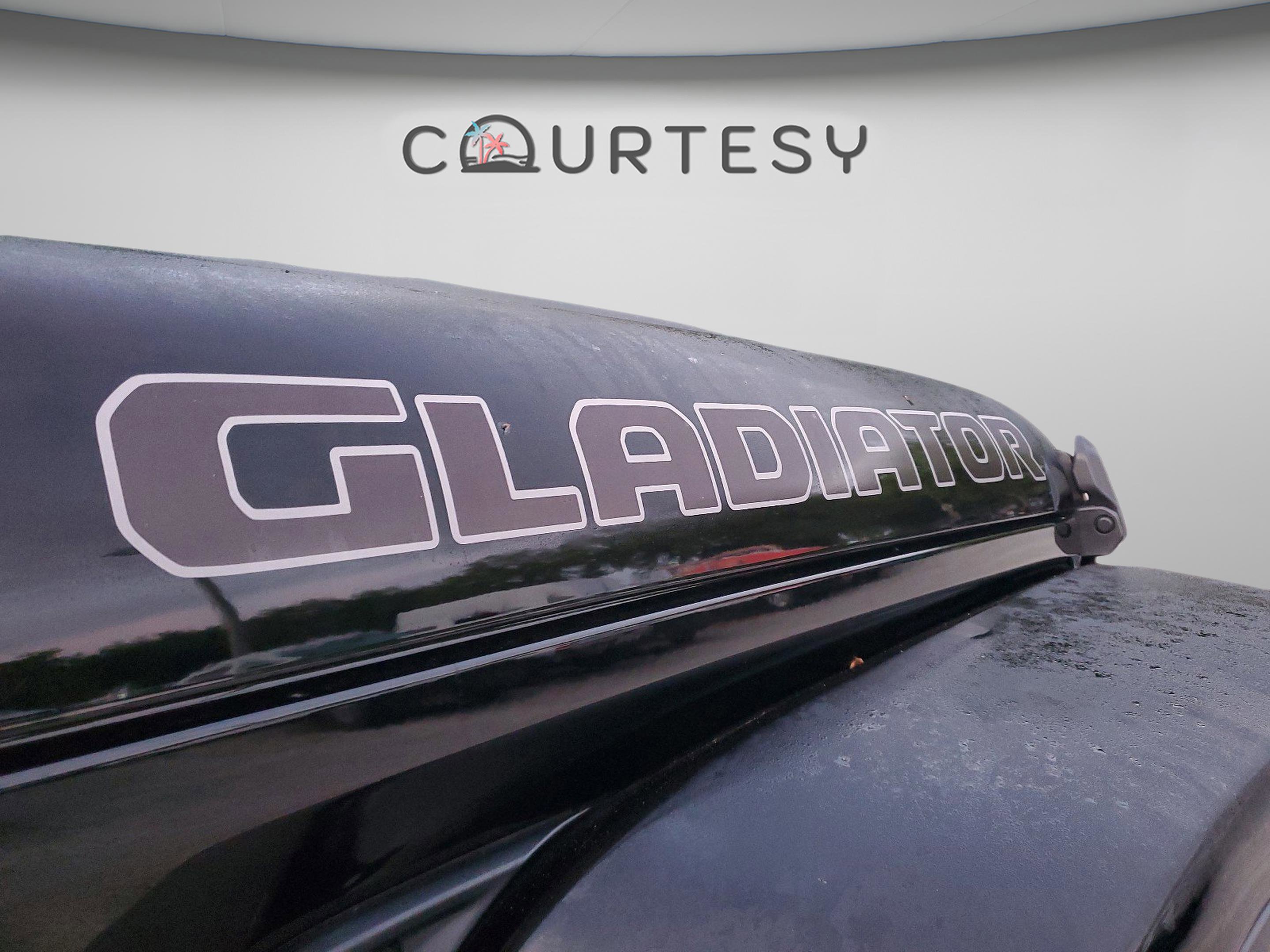 Used 2024 Jeep Gladiator Sport image 7