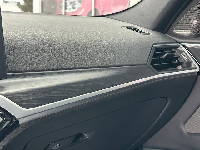 Certified 2024 BMW 440i xDrive Coupe w/ Premium Package image 32