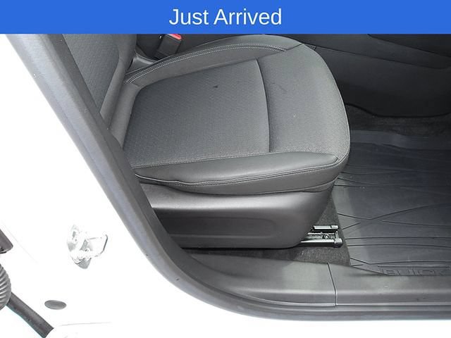 Used 2024 Buick Encore GX Preferred w/ Comfort Package AWD/4WD image 11