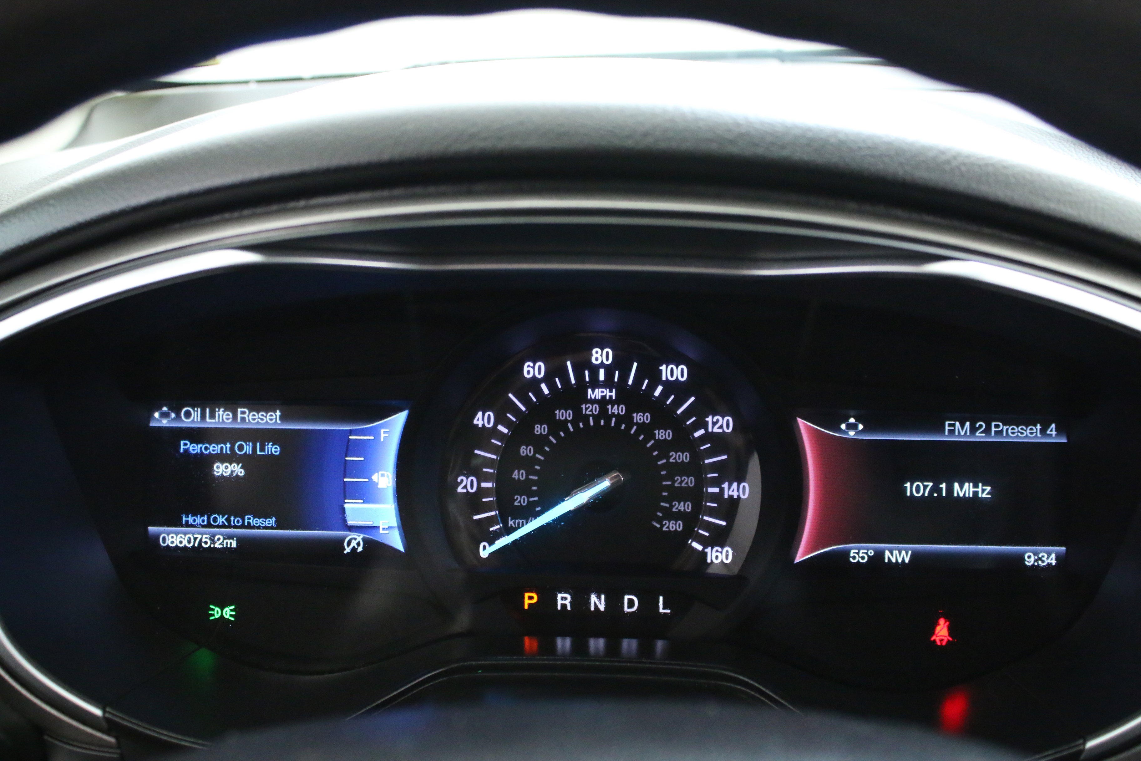 Used 2020 Ford Fusion SE image 18