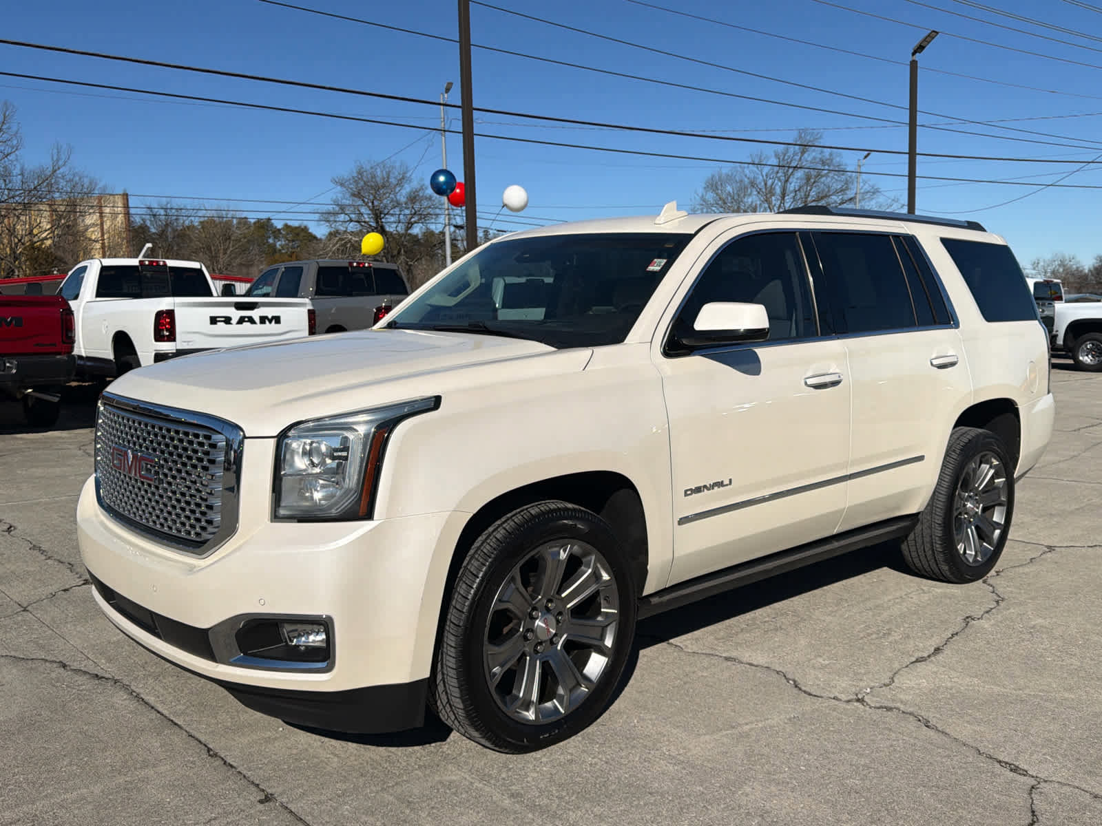 Used 2015 GMC Yukon Denali w/ Premium Package image 1