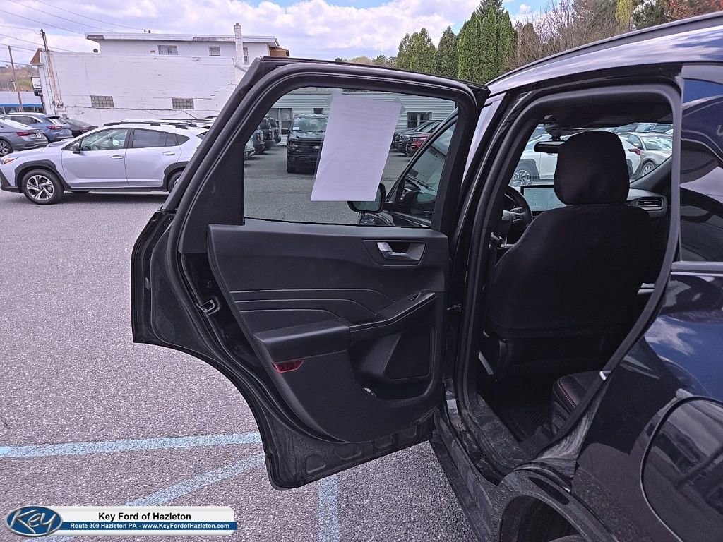 Used 2023 Ford Escape ST-Line w/ Tech Pack #1 AWD/4WD image 41