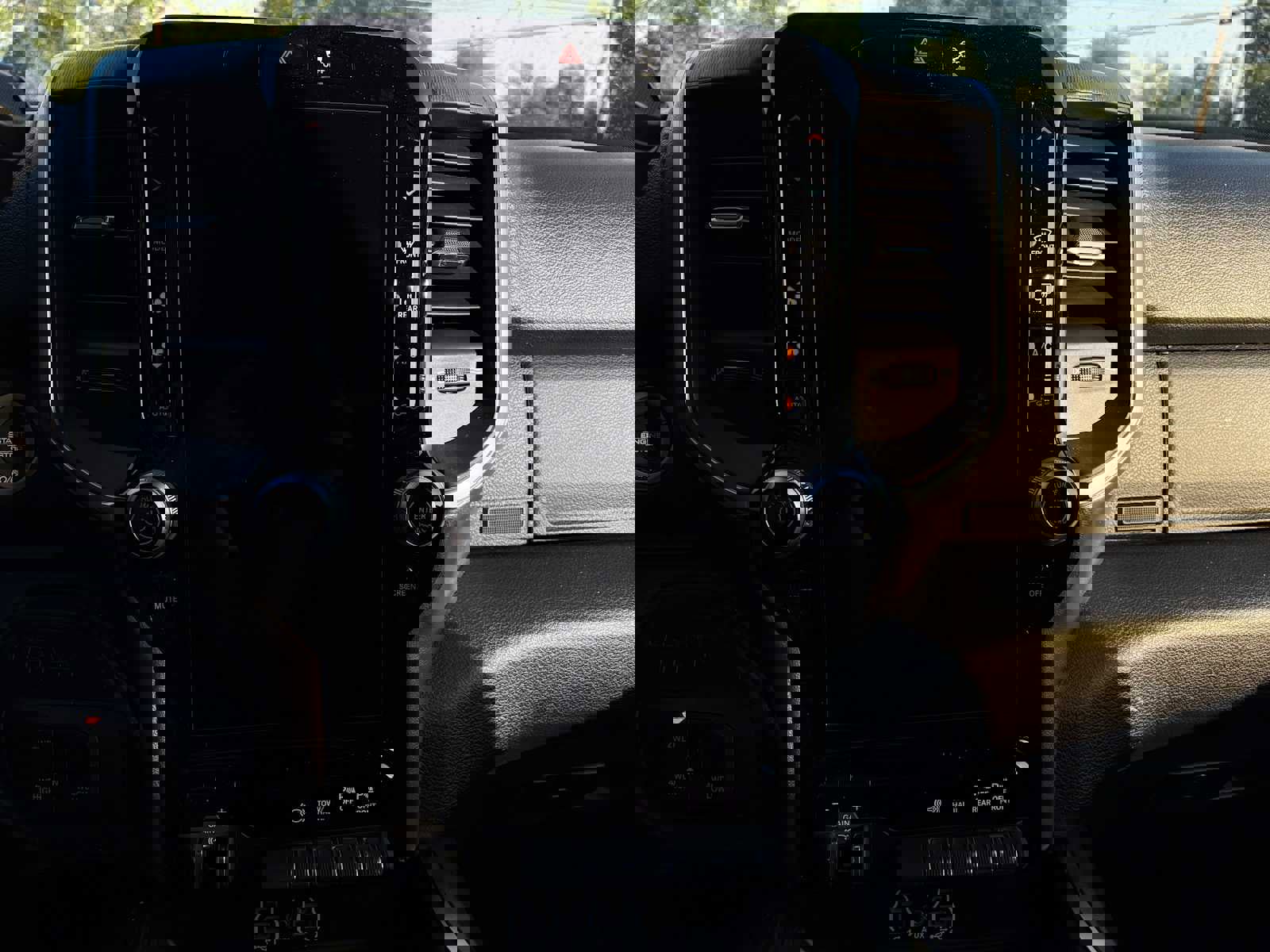 New 2025 RAM 3500 Big Horn image 28
