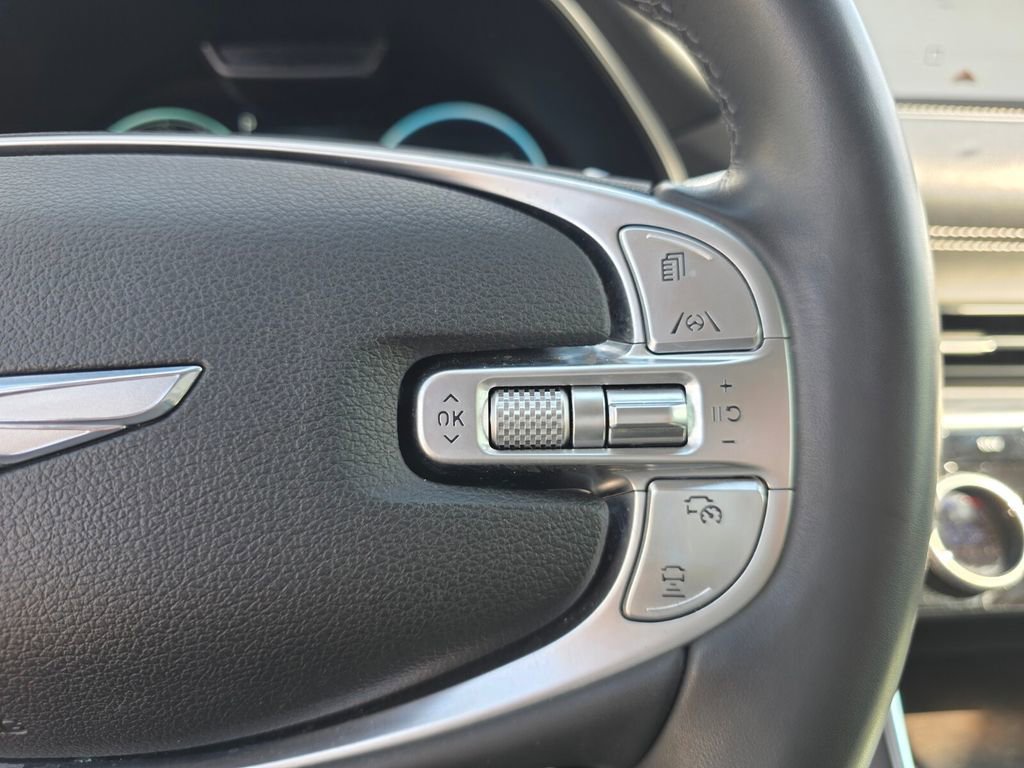Used 2022 Genesis GV80 2.5T w/ Prestige Package 04 image 29