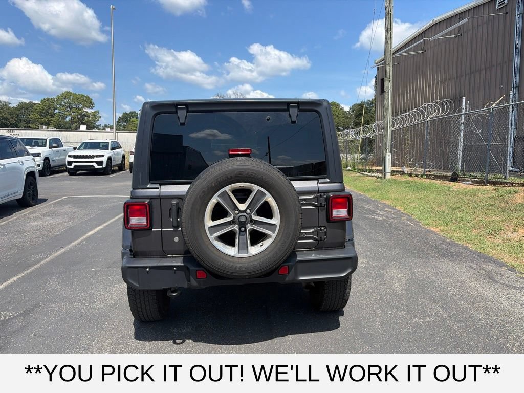 Used 2020 Jeep Wrangler Unlimited Sahara AWD/4WD image 5