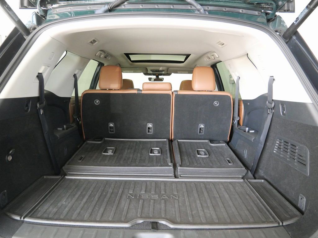 Used 2023 Nissan Pathfinder Platinum w/ Cargo Package image 25