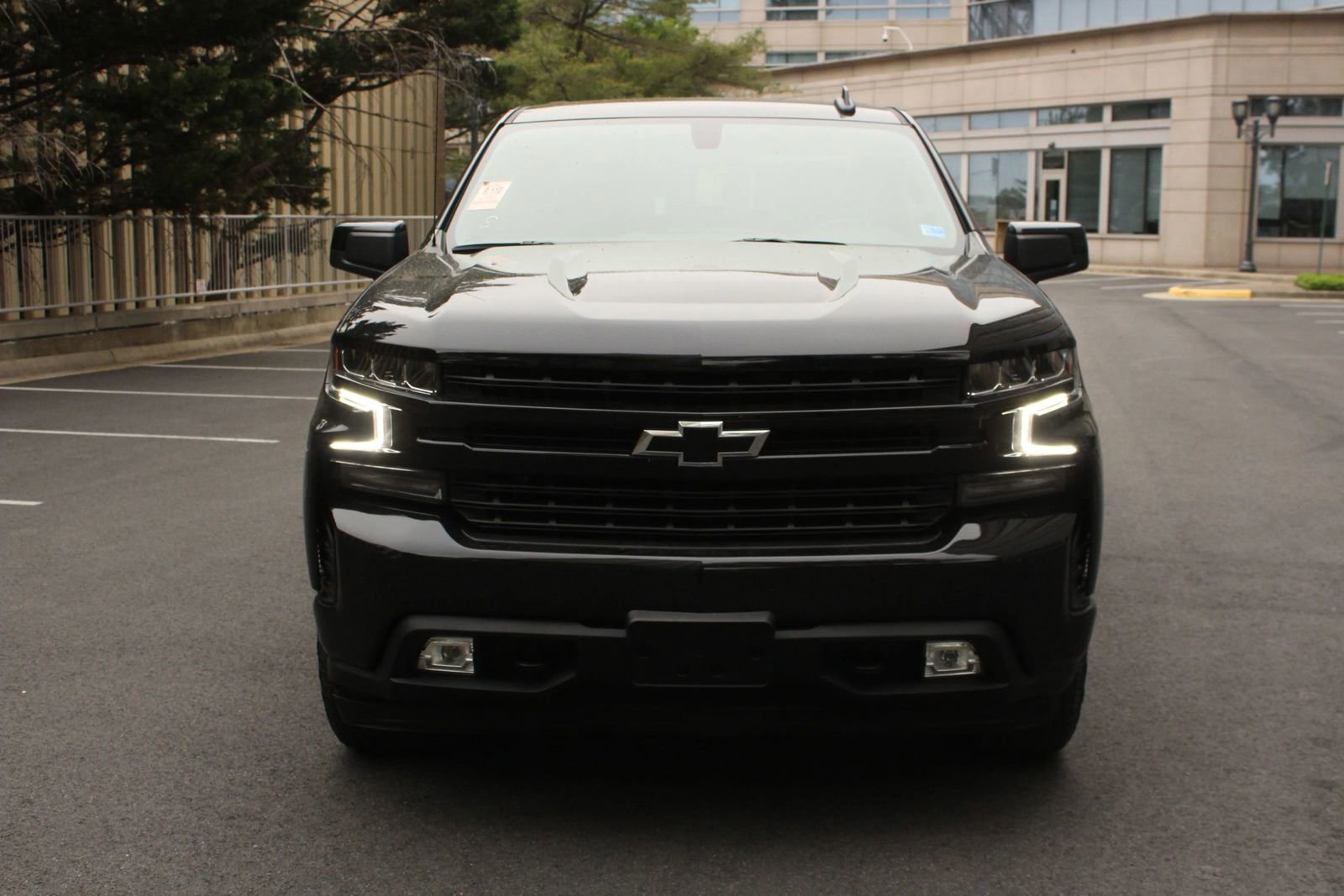 Used 2022 Chevrolet Silverado 1500 RST w/ Z71 Off-Road Package AWD/4WD image 3
