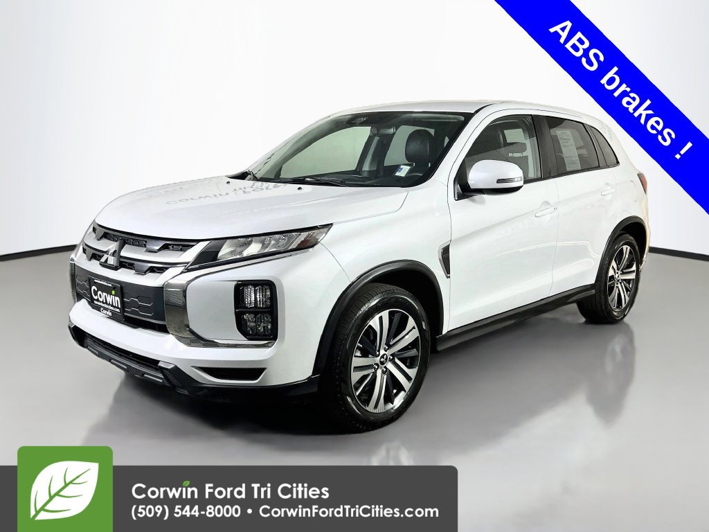 Used 2025 Mitsubishi Outlander Sport SE AWD/4WD image 4