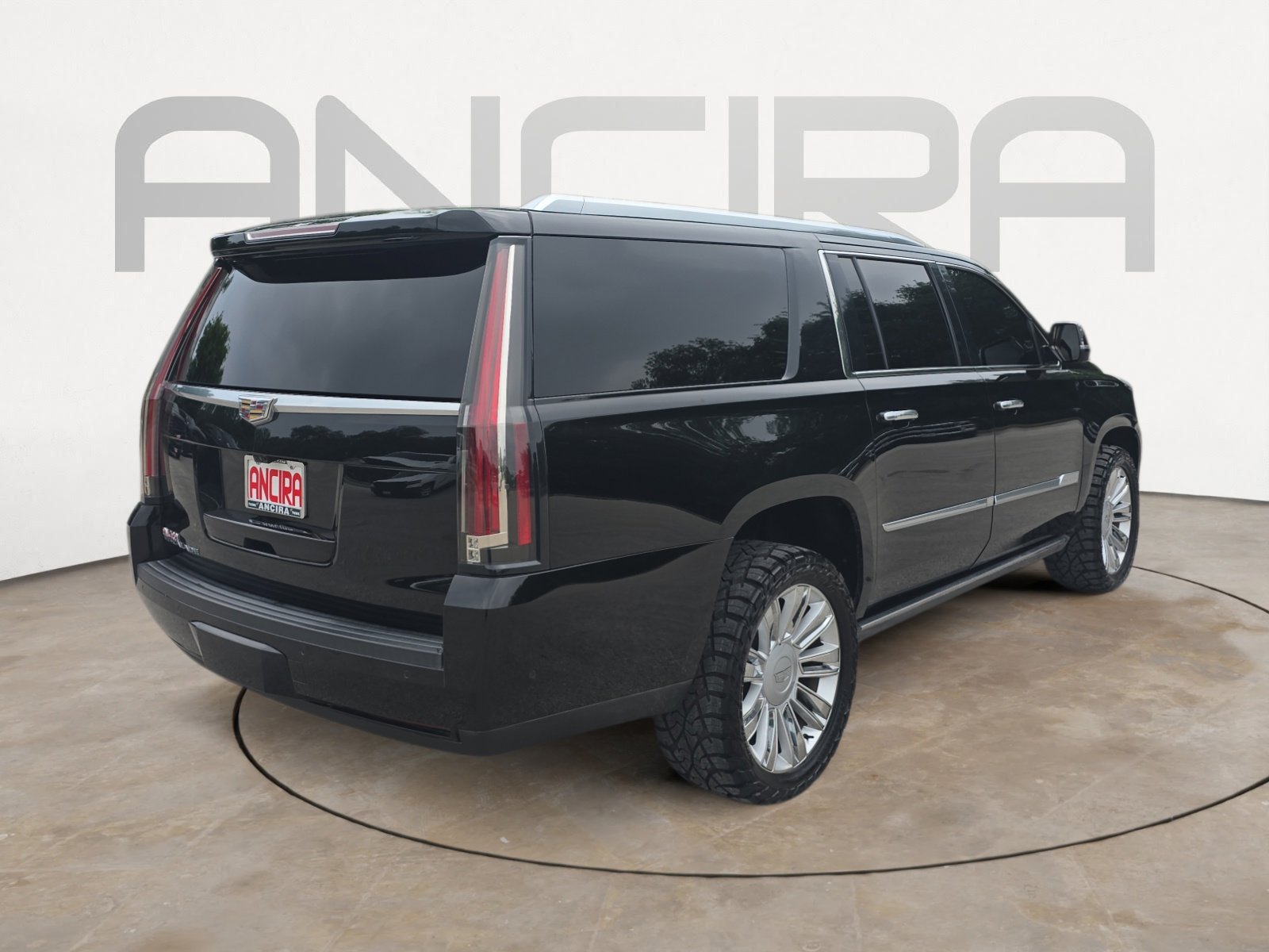 Used 2018 Cadillac Escalade ESV Platinum RWD image 10