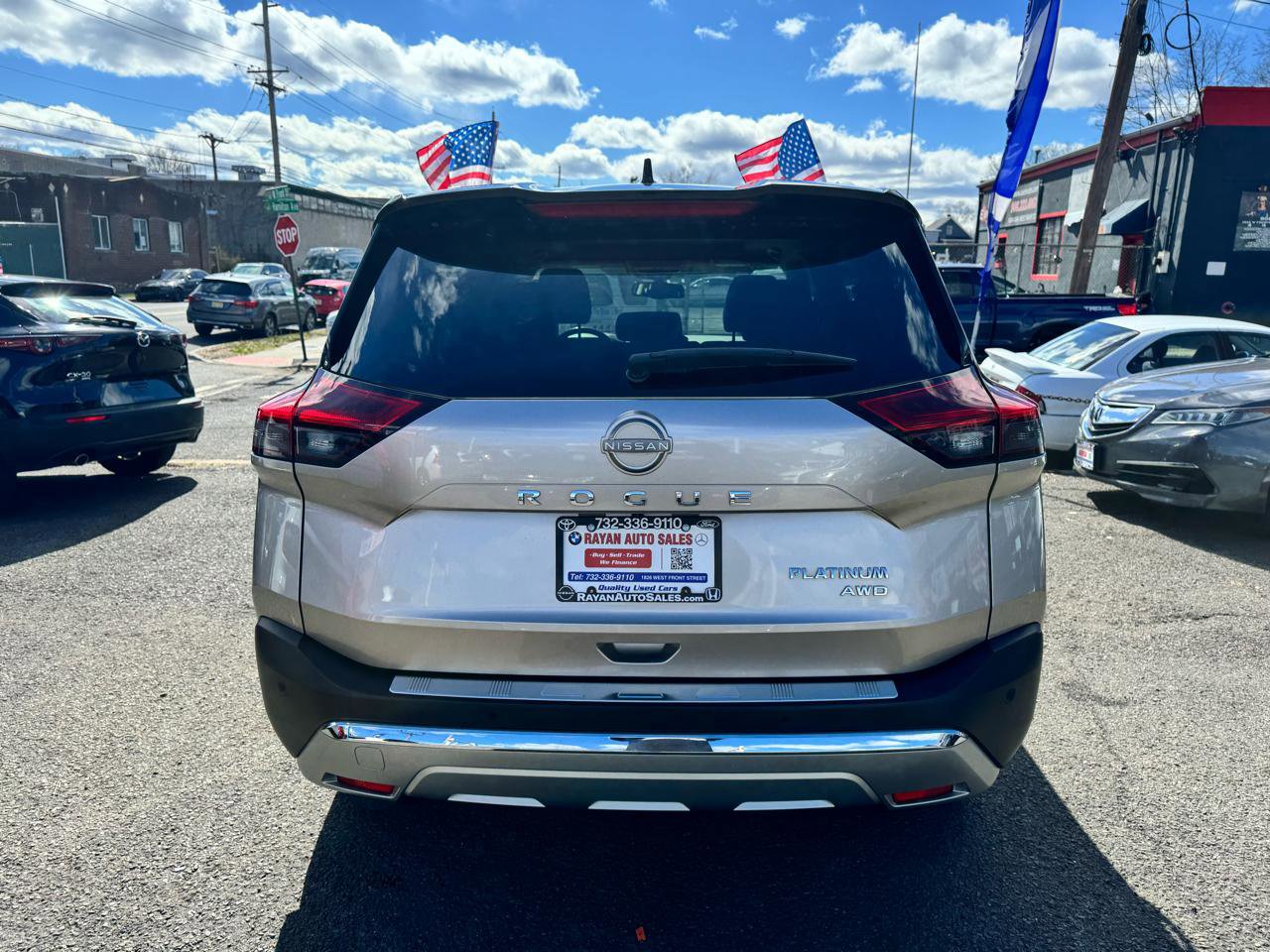 Used 2022 Nissan Rogue Platinum w/ Head-Up Display Package AWD/4WD image 5