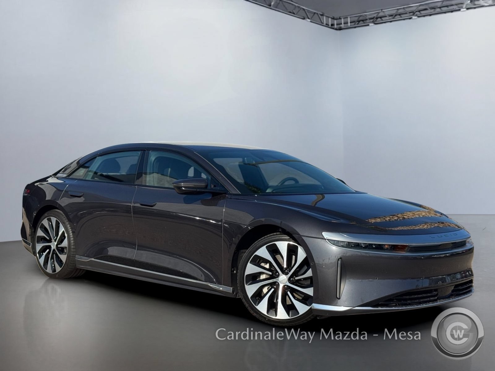 Used 2024 Lucid Air Touring AWD/4WD image 2
