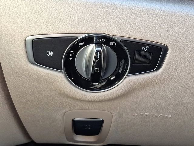 Used 2020 Mercedes-Benz E 350 4MATIC Sedan image 24