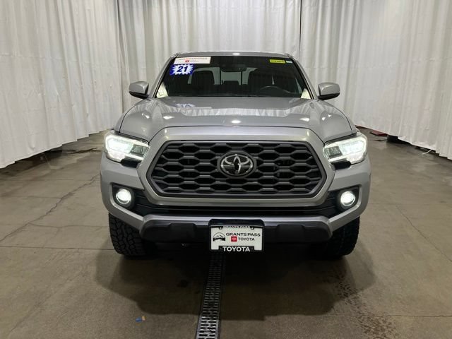 Certified 2021 Toyota Tacoma TRD Off-Road w/ Technology Package AWD/4WD image 9